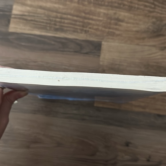 Stephen Hawking The Universe in a Nutshell Paperback Book - Picture 4 of 5